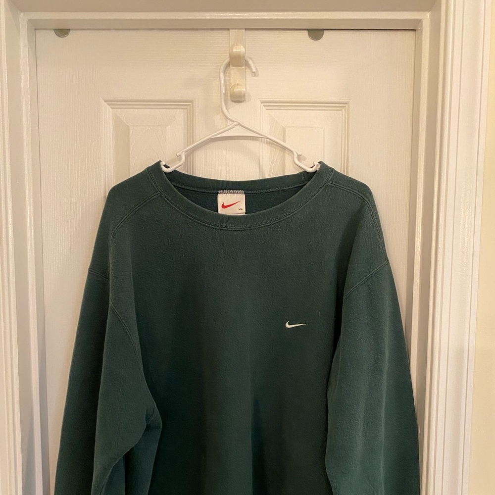 Vintage Green Nike Sweatshirt/Crewneck (1990’s)
